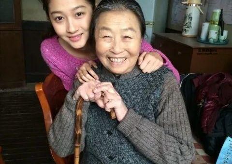张少华几个儿子和女儿(她和她儿子之间有什么故事呢)