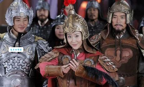 巾帼英雄穆桂英是个什么样的人(  她身上有哪些值得我们学习的品质)