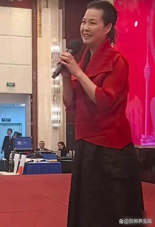 梦鸽原名叫什么揭秘她的真实姓名和成长故事