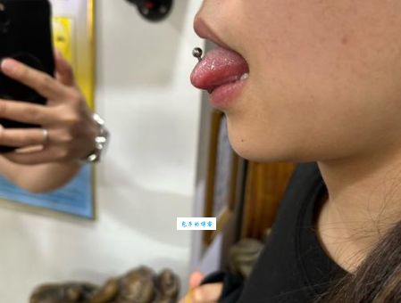 女孩子舌头打钉是为什么 揭秘舌钉背后的真实原因