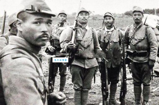 杨森如何统治四川军阀时期的民生与军事策略