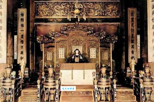 故宫乾清宫探秘 皇帝上朝的地方原来长这样