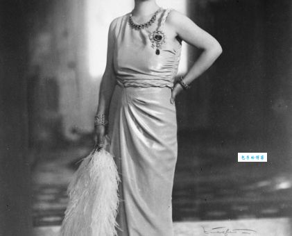 威廉明娜王太后为何深受荷兰人民爱戴