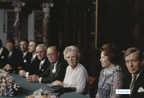 威廉明娜王太后为何深受荷兰人民爱戴