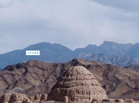 西夏王陵的主要特点在哪里？为何它被称为“东方金字塔”